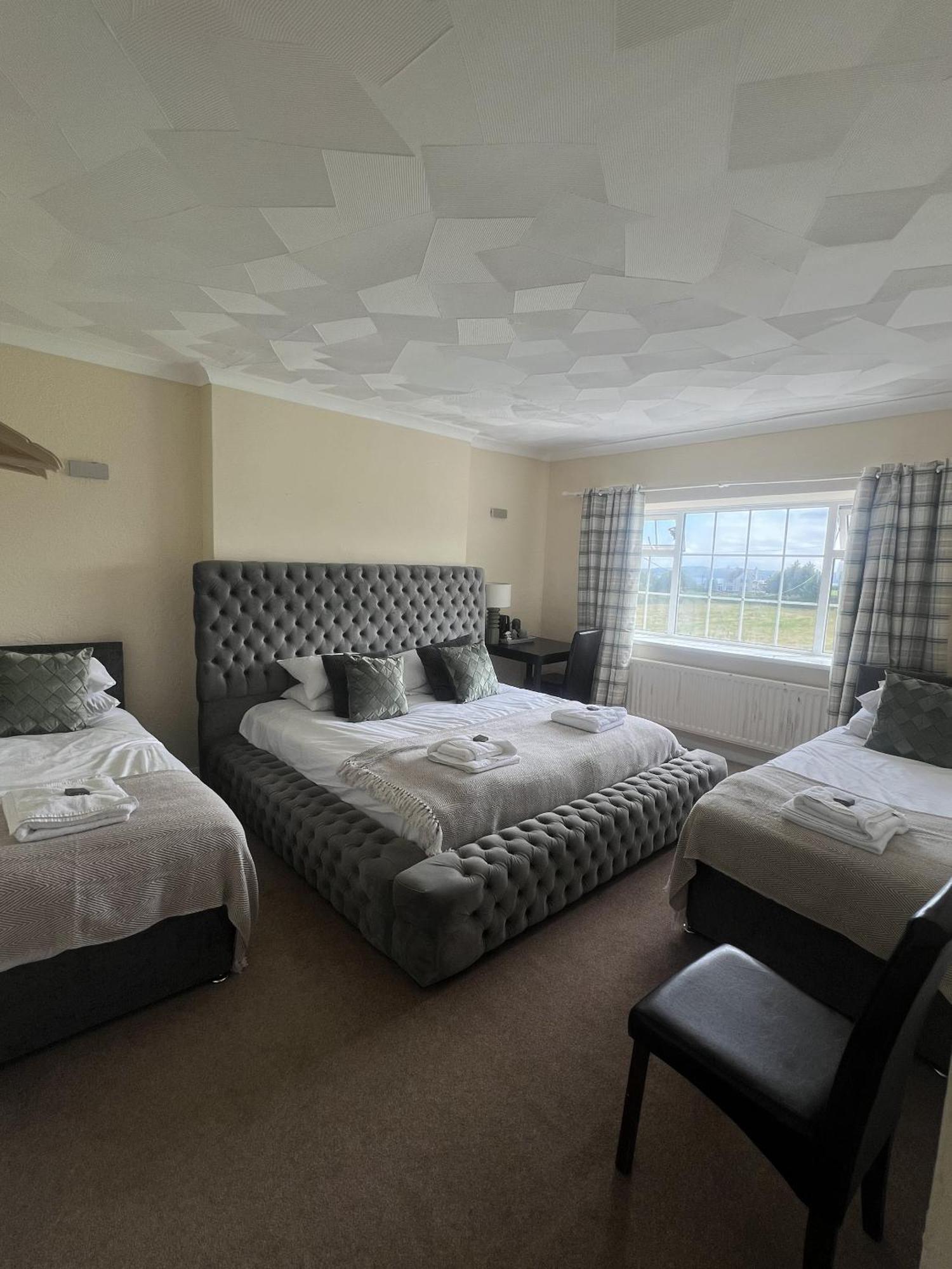 Ty Dderw Country Inn Moelfre Quarto foto