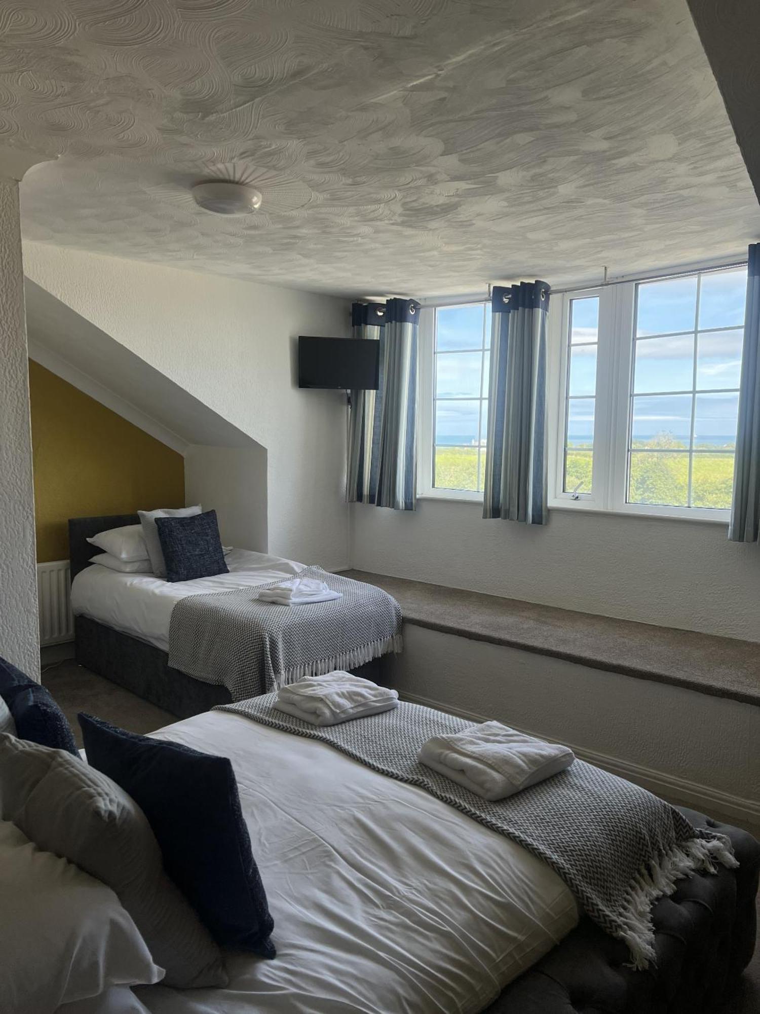 Ty Dderw Country Inn Moelfre Quarto foto