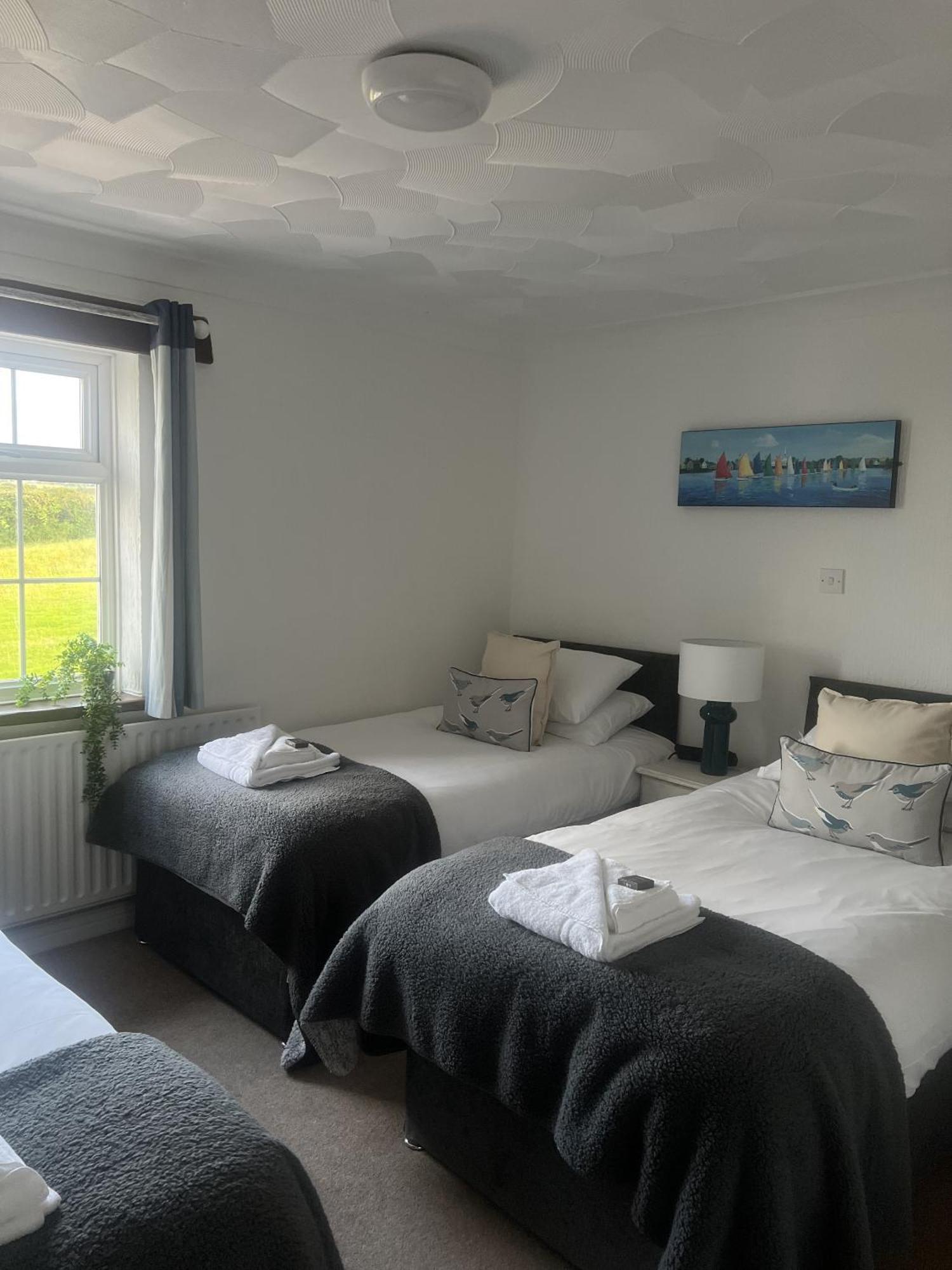 Ty Dderw Country Inn Moelfre Quarto foto