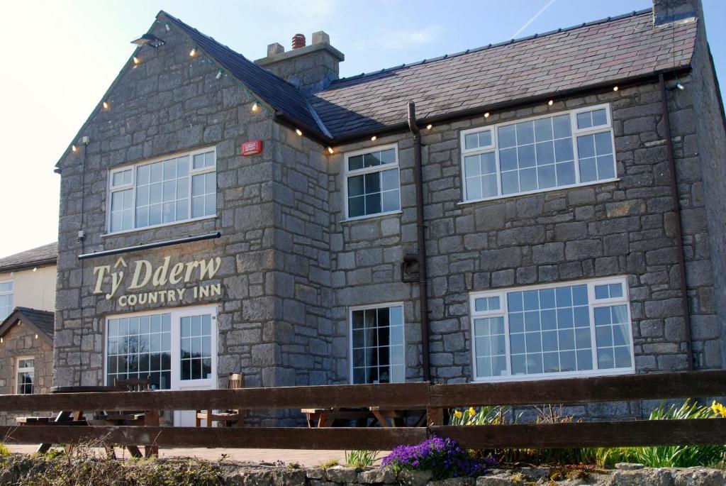 Ty Dderw Country Inn Moelfre Exterior foto